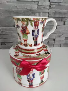 Porcelánový hrnček - Luskáčik 350ml
