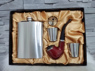 🥃 Darčeková sada – nerezová ploskačka s príslušenstvom