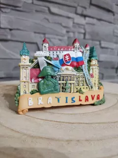 Magnetka s dominantami Bratislavy