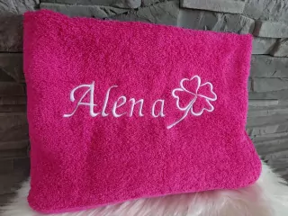 Osuška s menom Alena