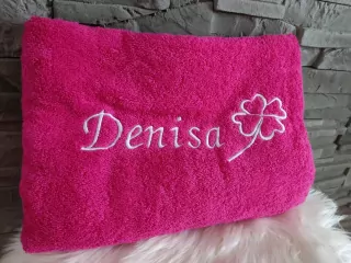 Osuška s menom Denisa