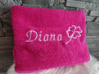 Osuška s menom Diana