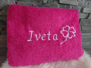 Osuška s menom Iveta