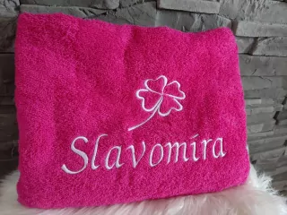 Osuška s menom Slavomíra