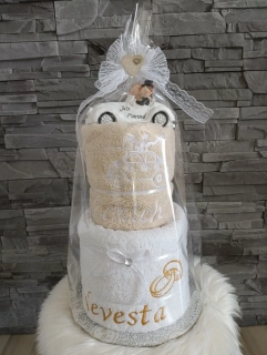  Osuškovo - uteráková torta pre novomanželov s pokladničkou
