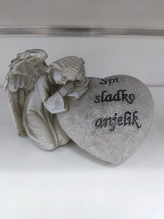 Anjel Spi sladko anjelik