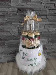 Pivná torta v osuške s chladiacim kríglom