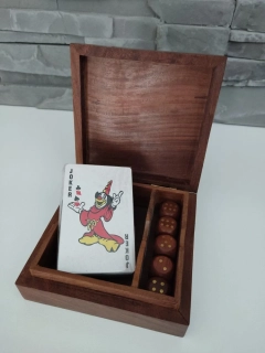 Luxusná sada kariet s kockami
