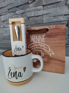 Sada Úžasná žena