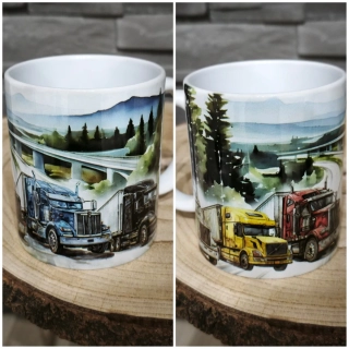 Hrnček s motívom kamiónov