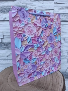 🌸 Darčeková taška s ružovofialovými kvetmi