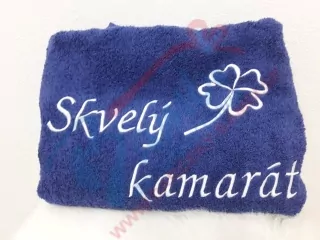 Osuška s nápisom Skvelý kamarát
