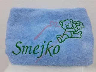 Osuška s nápisom Smejko