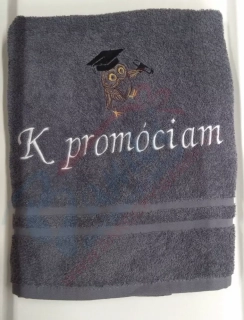Osuška s nápisom K promóciam