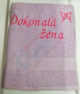 Osuška s nápisom Dokonalá žena