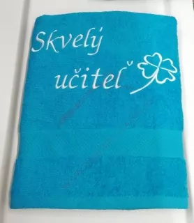 Osuška s nápisom Skevlý učiteľ