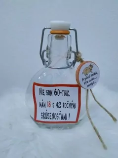 Narodeninová fľaška - Nie som 60-tnik