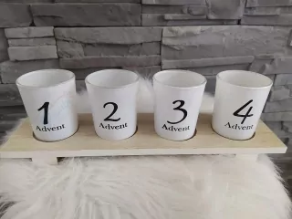 Adventý veniec s pohárikmi na sviečky