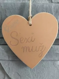 Drevené srdiečko Sexi muž