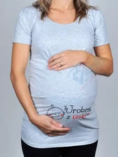 Tehotenské tričko s nápisom Urobené z lásky v sivom