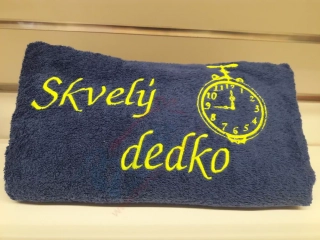 Osuška s nápisom Skvelý dedko