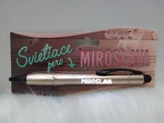 Svietiace pero Miroslava
