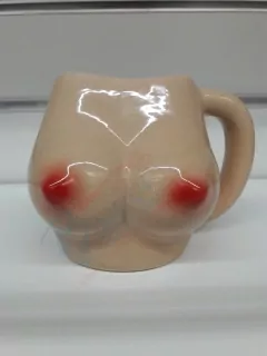 Hrnček prsia