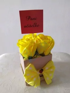 Mydlový flower box 3 Pani učiteľke žltá