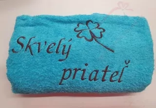 Osuška s nápisom Skvelý priateľ 