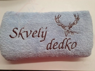 Osuška s nápisom Skvelý dedko 