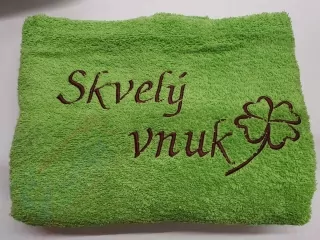 Osuška s nápisom Skvelý vnuk 