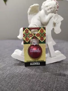 Vianočná gulička s menom Alenka