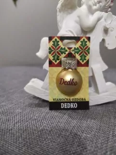 Vianočná gulička s nápisom Dedko