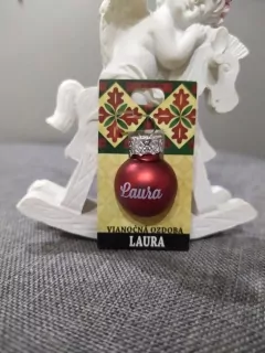 Vianočná gulička s menom Laura