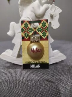 Vianočná gulička s menom Milan