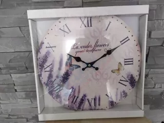 Hodiny Levanduľa