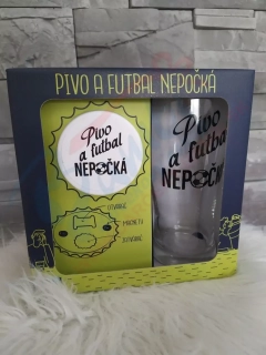 Set Pivo a futbal nepočká