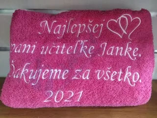 Osuška s nápisom Najlepšej pani učiteľke Janke, ďakujeme za všetko 2021