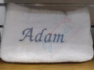 Osuška s menom Adam