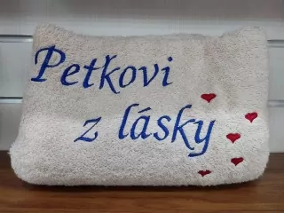 Osuška s nápisom Peťkovi z lásky