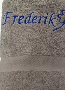 Osuška s menom Frederik